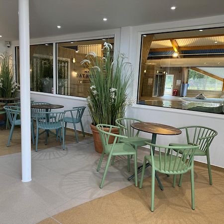 Waters Edge, Hoburne Cotswolds Villa South Cerney Luaran gambar